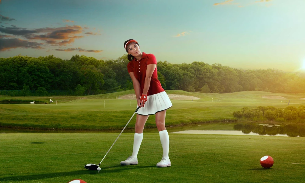 What Should Women Look for When Choosing Women’s Golf Clothes?